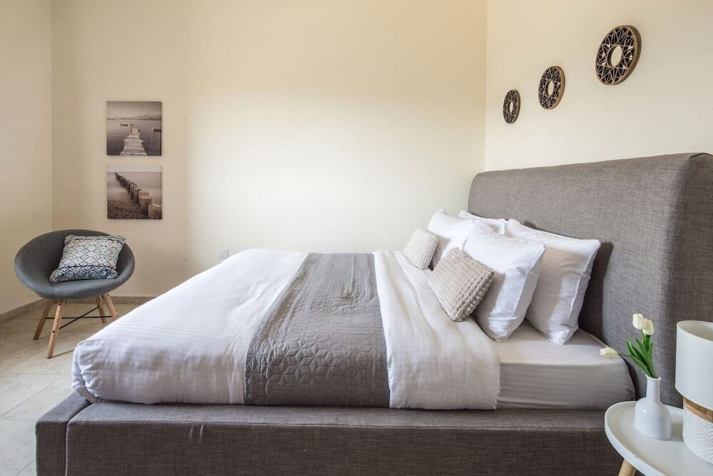 Дубай: Top Rank 2BR in Trendy Jumeirah Village Triangle!