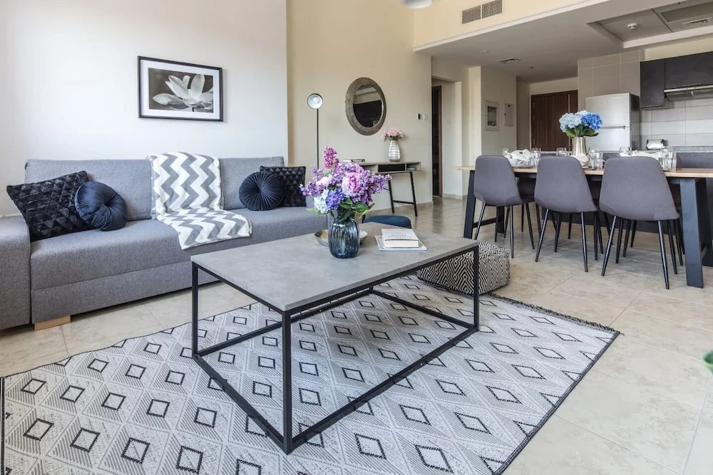 Дубай: Top Rank 2BR in Trendy Jumeirah Village Triangle!