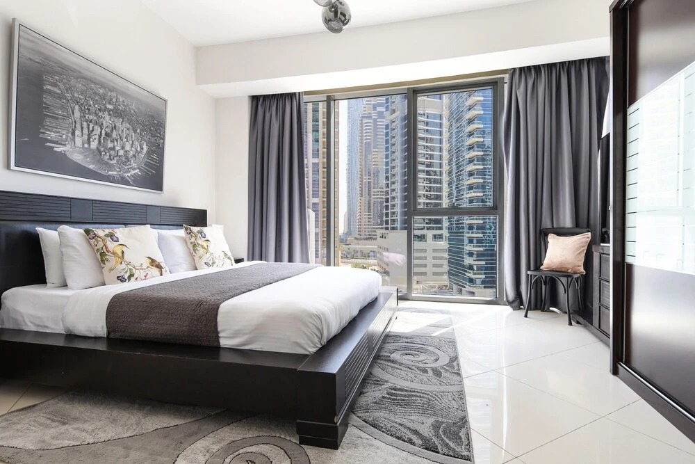Дубай: Spacious 2BR Dubai Marina Apartment, Amazing Location!