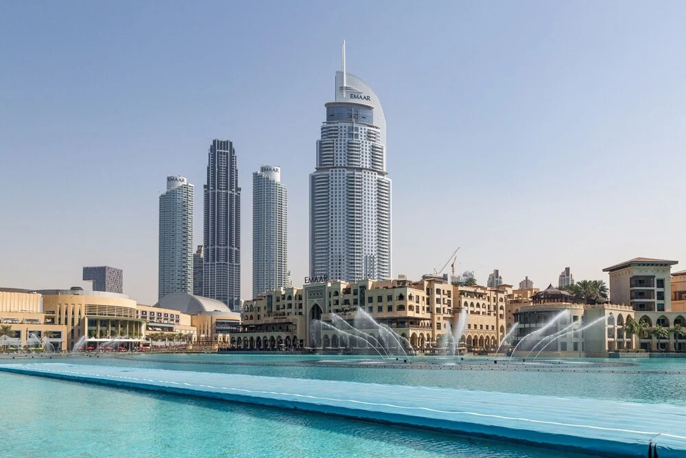 Дубай: Unique + Stunning 2BR Loft in Downtown Dubai!
