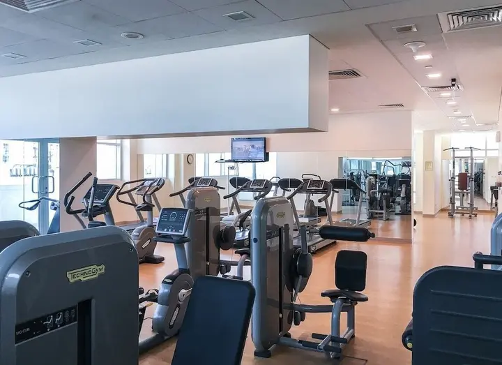 Дубай: Unique + Stunning 2BR Loft in Downtown Dubai!