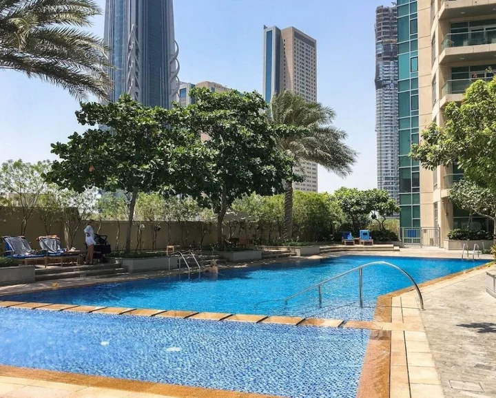 Дубай: Unique + Stunning 2BR Loft in Downtown Dubai!