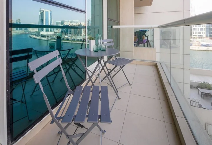 Дубай: Modern and Stylish 1BR in Business Bay