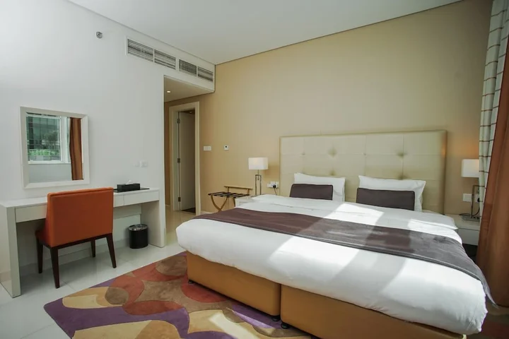 Дубай: OSKENA Vacation Homes - Damac Maison Cour Jardine