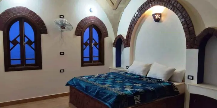 Луксор: The Healing House