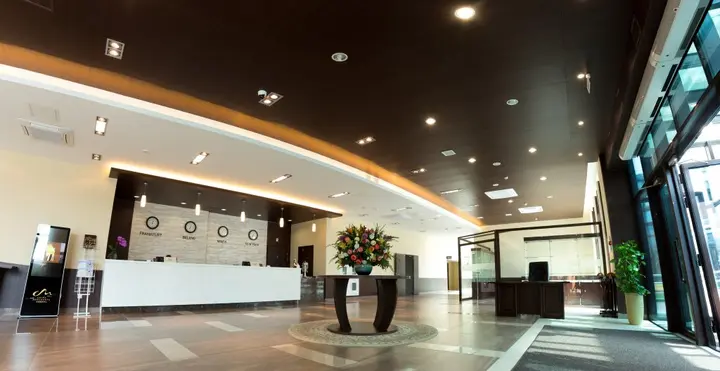 Быкачино: Отель China Merchants Hotel Airport Minsk