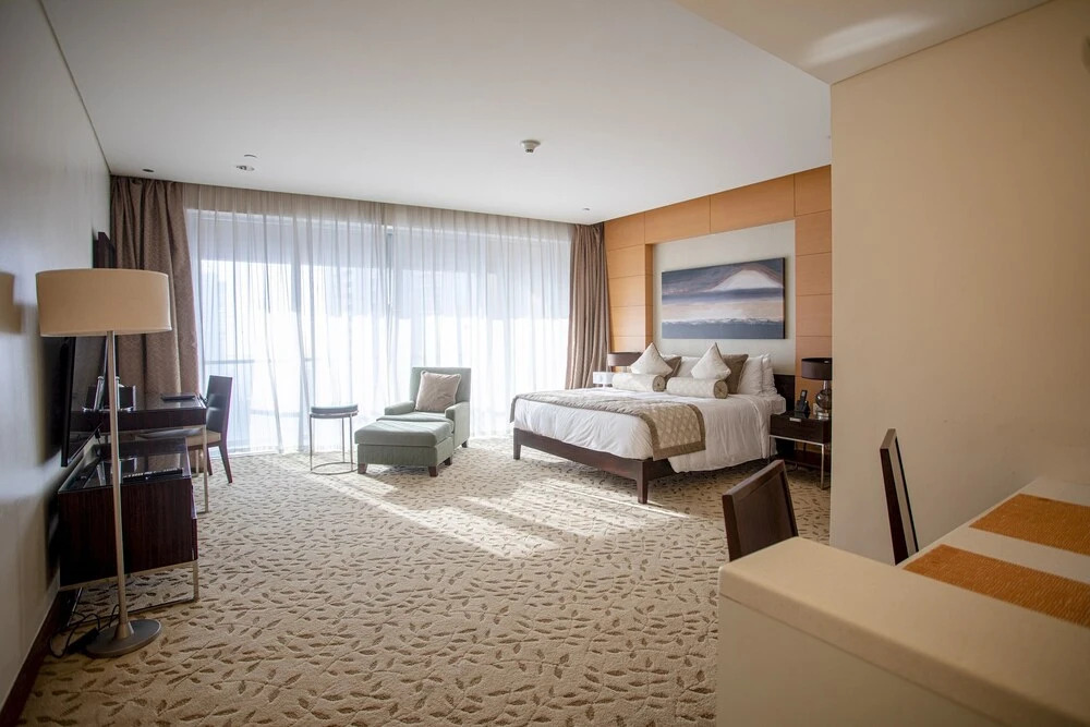 Дубай: Spacious & Chic Address Dubai Mall Residence