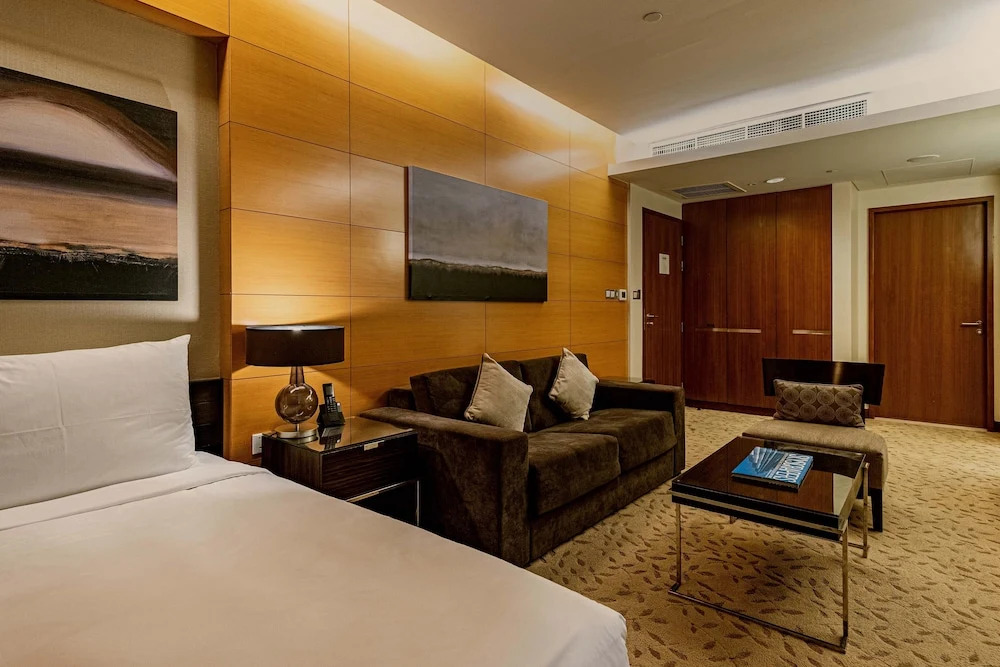 Дубай: Spacious & Chic Address Dubai Mall Residence