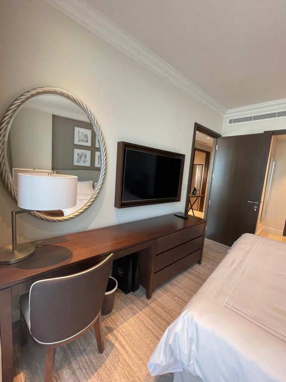 Дубай: Luxurious Stay at The Address Fountain Views