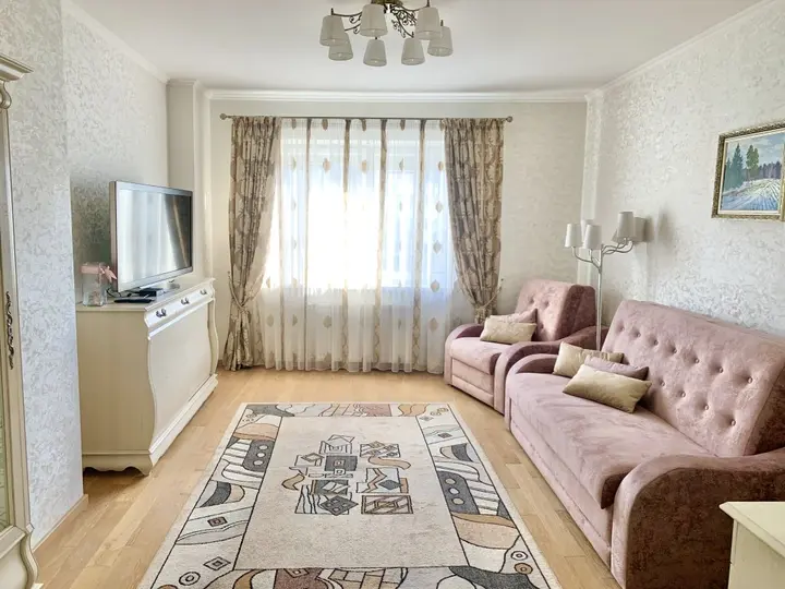 Минск: Апартаменты Apartment on Repina 4