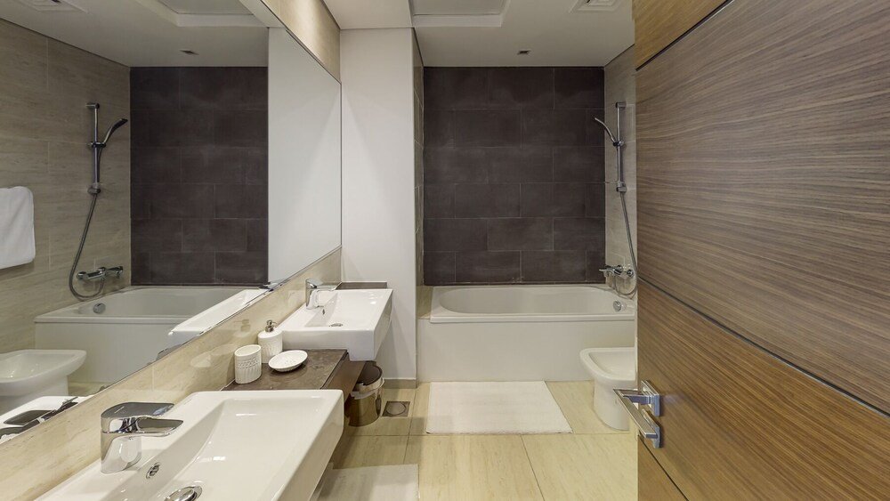 Дубай: Brand New Apartments in Jumeirah