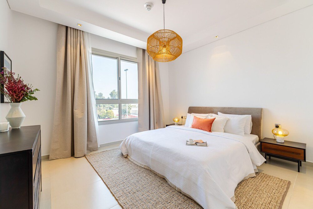 Дубай: Brand New Apartments in Jumeirah