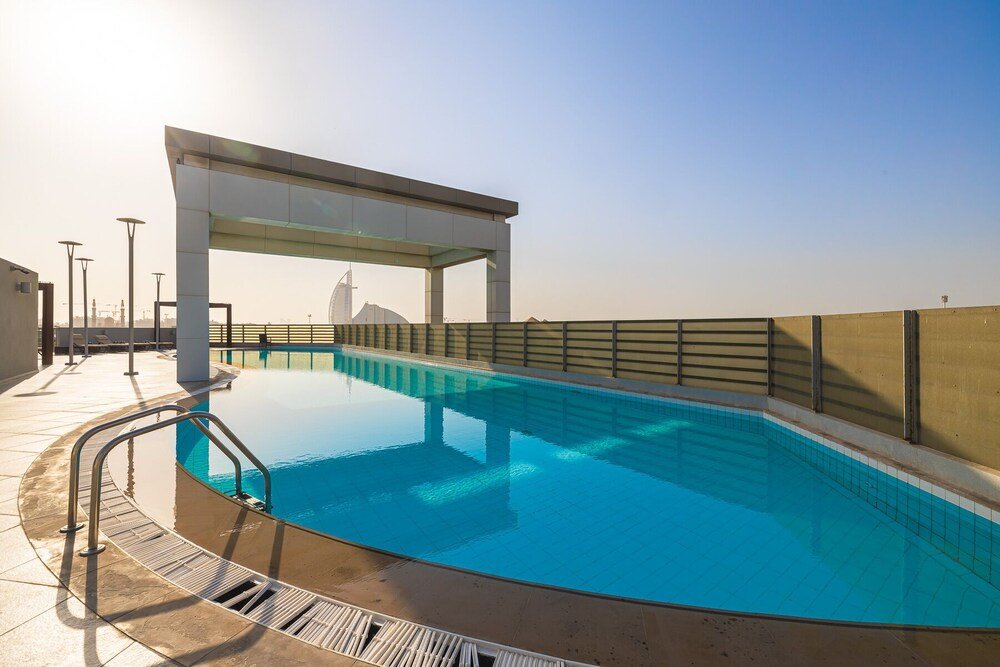 Дубай: Brand New Apartments in Jumeirah