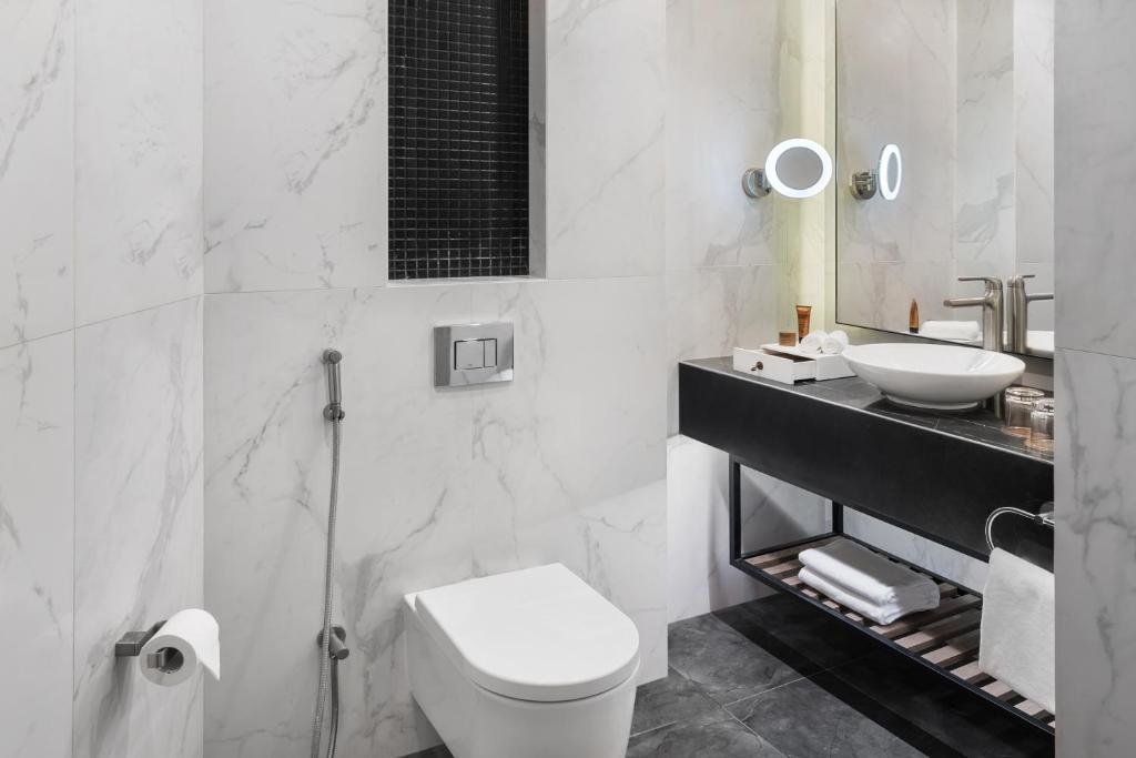 Дубай: Paramount Hotel Midtown