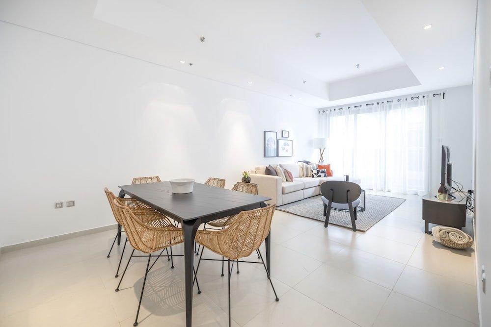 Дубай: 2 Beds Brand New Apt In Al Wasl Jumeirah
