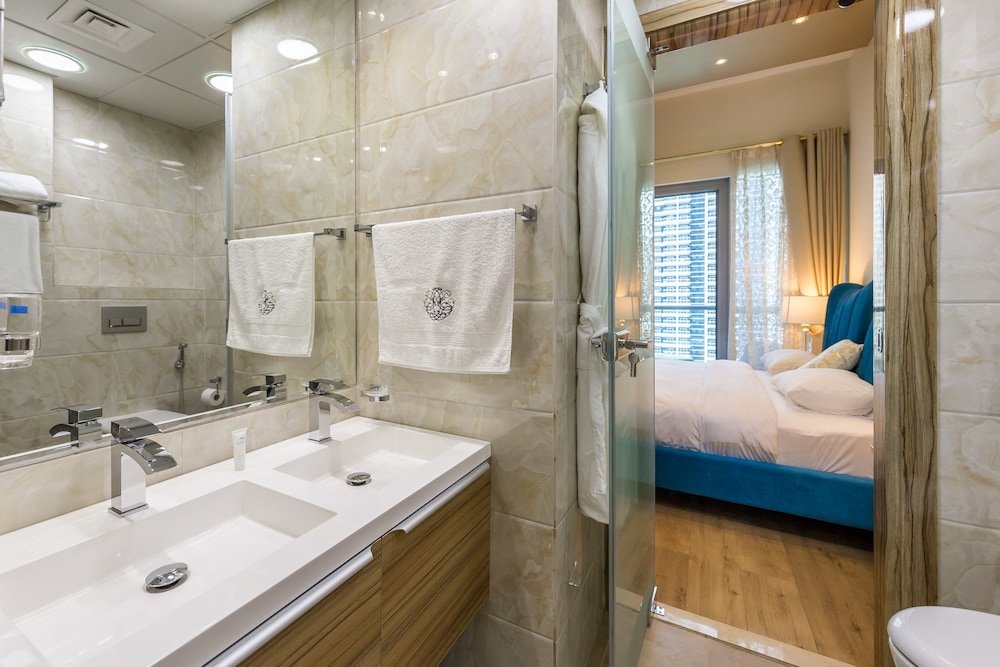 Дубай: Deluxe Holiday Homes - Bay Central