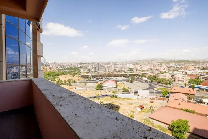 Апартаменты Stay Inn on Tsitsernakaberd Highway 1/2-172/3 — фото 3