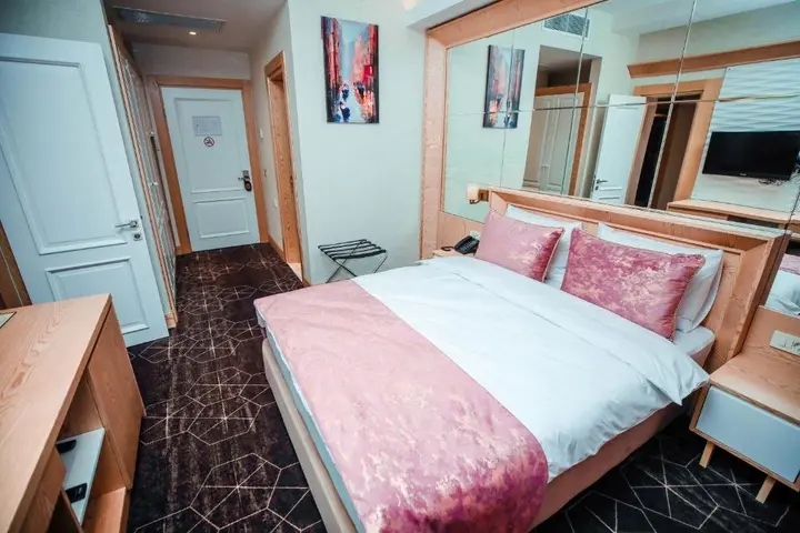 Баку: Отель Regal Inn Badamdar