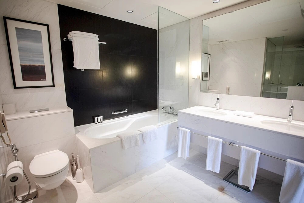 Дубай: Ultimate Luxury at Fashion Avenue Dubai Mall Residences