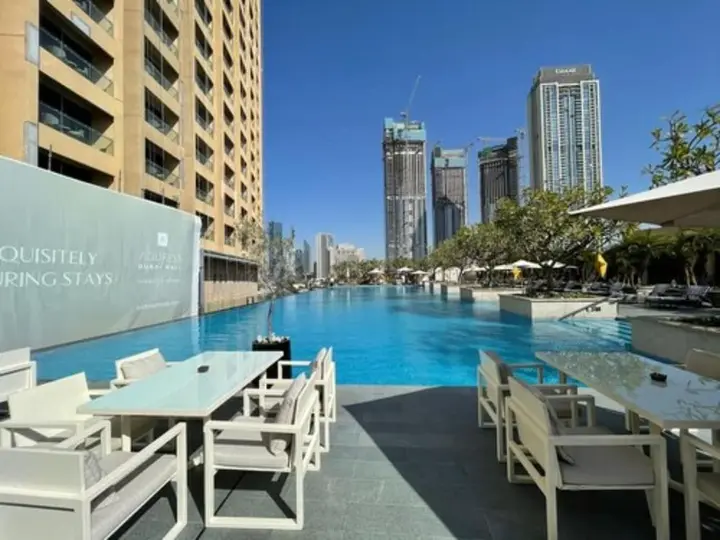 Дубай: Ultimate Luxury at Fashion Avenue Dubai Mall Residences