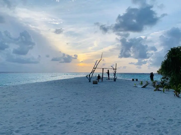 Атолл Алиф-Дхаалу: Hudhuveli Maldives