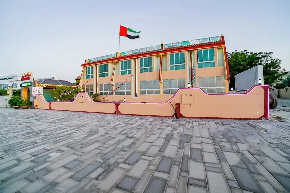 Шарджа: OYO 394 Dana Al Buhaira Beach Hotel