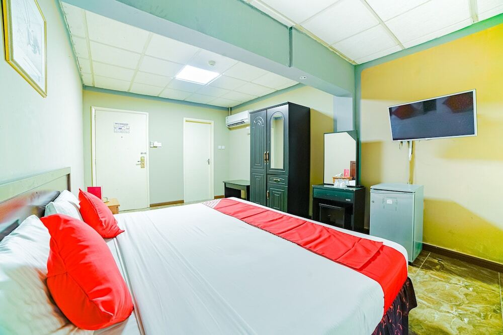 Шарджа: OYO 394 Dana Al Buhaira Beach Hotel