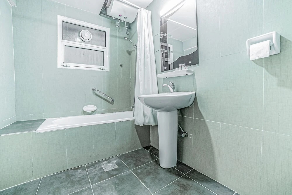 Шарджа: OYO 394 Dana Al Buhaira Beach Hotel