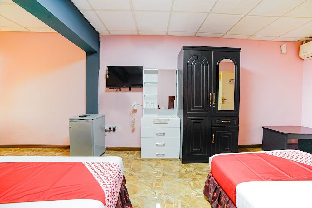 Шарджа: OYO 394 Dana Al Buhaira Beach Hotel