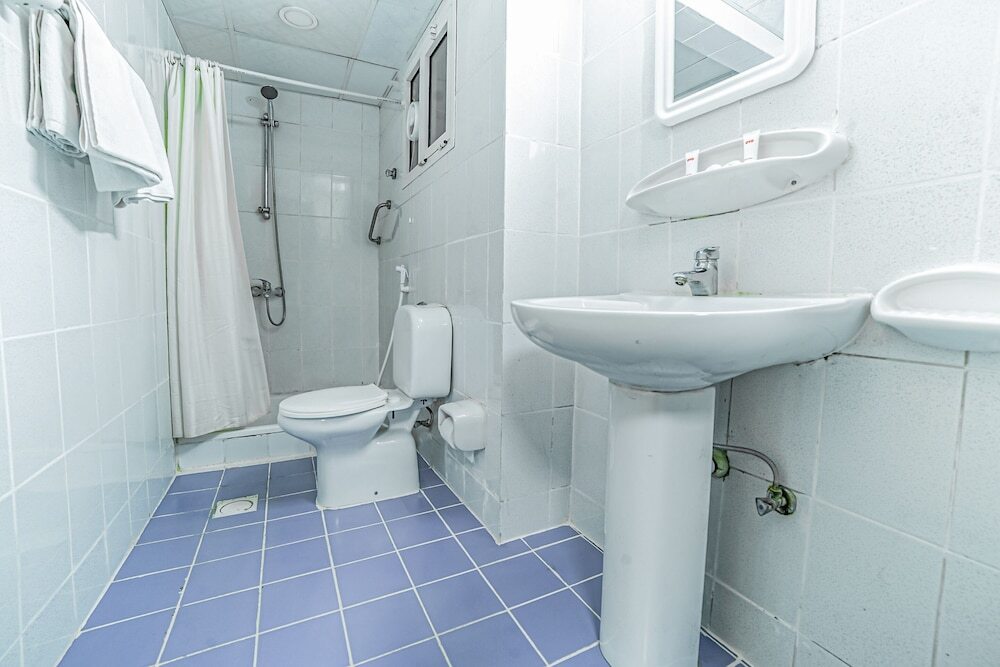 Шарджа: OYO 394 Dana Al Buhaira Beach Hotel