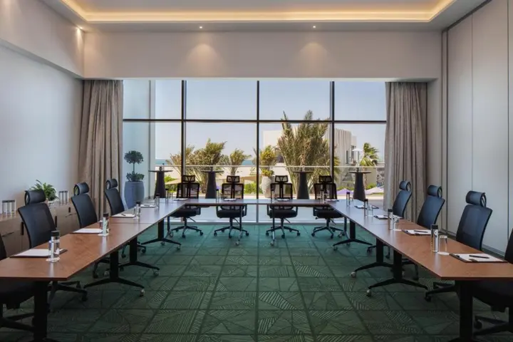 Дубай: Centara Mirage Beach Resort Dubai