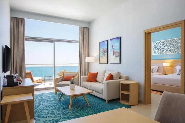 Дубай: Centara Mirage Beach Resort Dubai