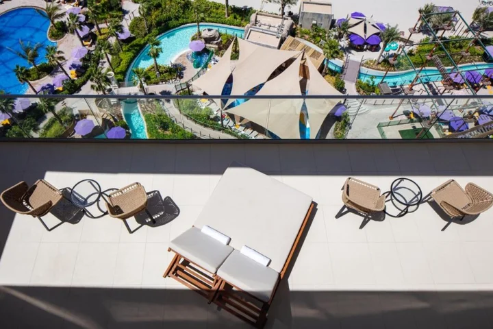 Дубай: Centara Mirage Beach Resort Dubai
