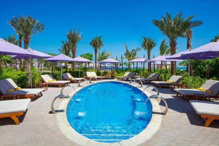 Дубай: Centara Mirage Beach Resort Dubai