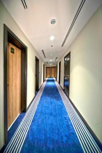 Grand Kingsgate Waterfront By Millennium Hotels — фото 4