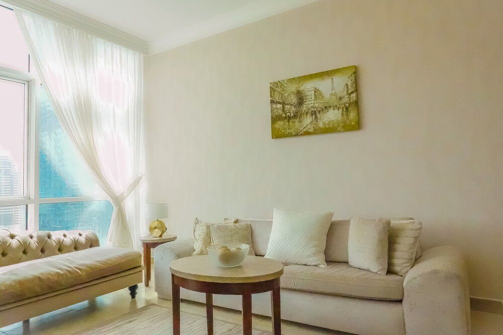 Дубай: SuperHost- Premium 1BR with Partial Marina View