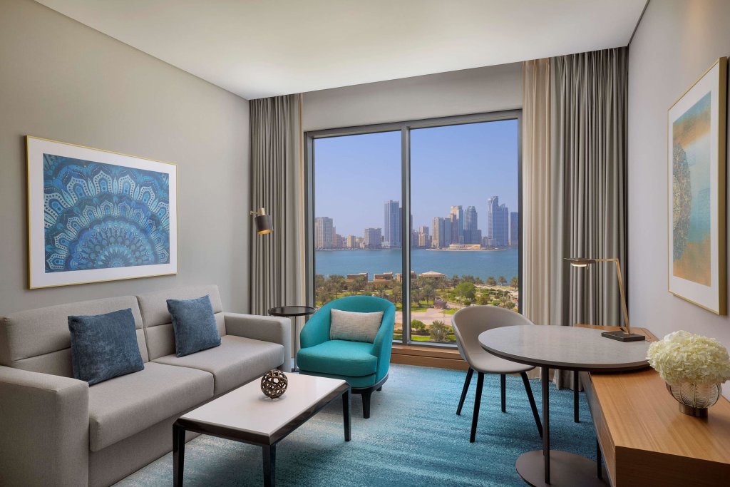 Шарджа: DoubleTree by Hilton Sharjah Waterfront Hotel & Residences