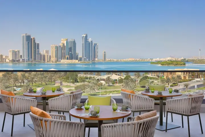 Шарджа: DoubleTree by Hilton Sharjah Waterfront Hotel & Residences