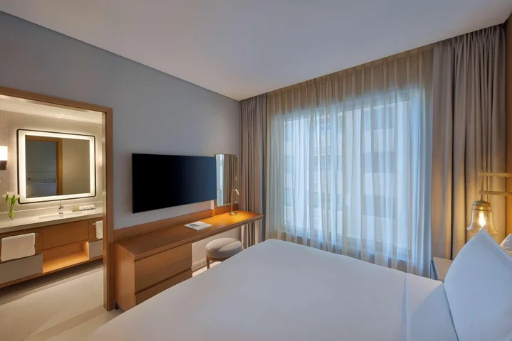 Шарджа: DoubleTree by Hilton Sharjah Waterfront Hotel & Residences
