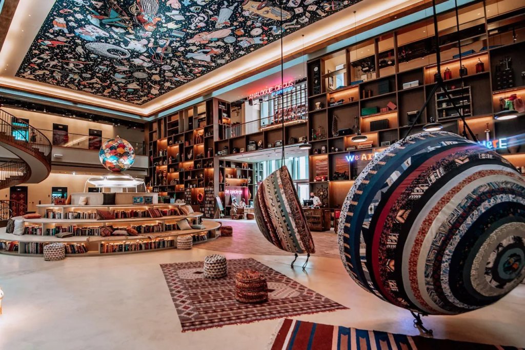 Дубай: 25hours Hotel Dubai One Central