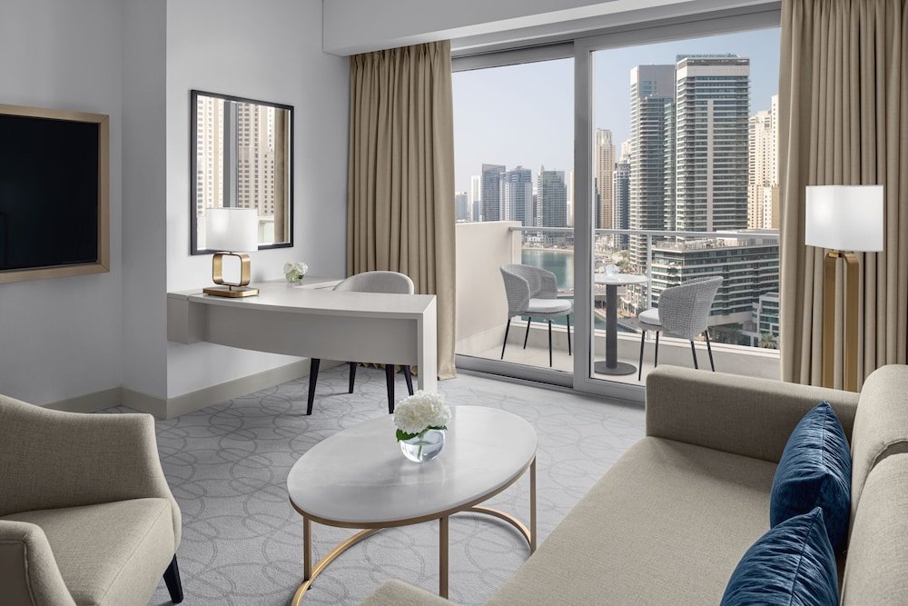 Дубай: Address Dubai Marina Residences