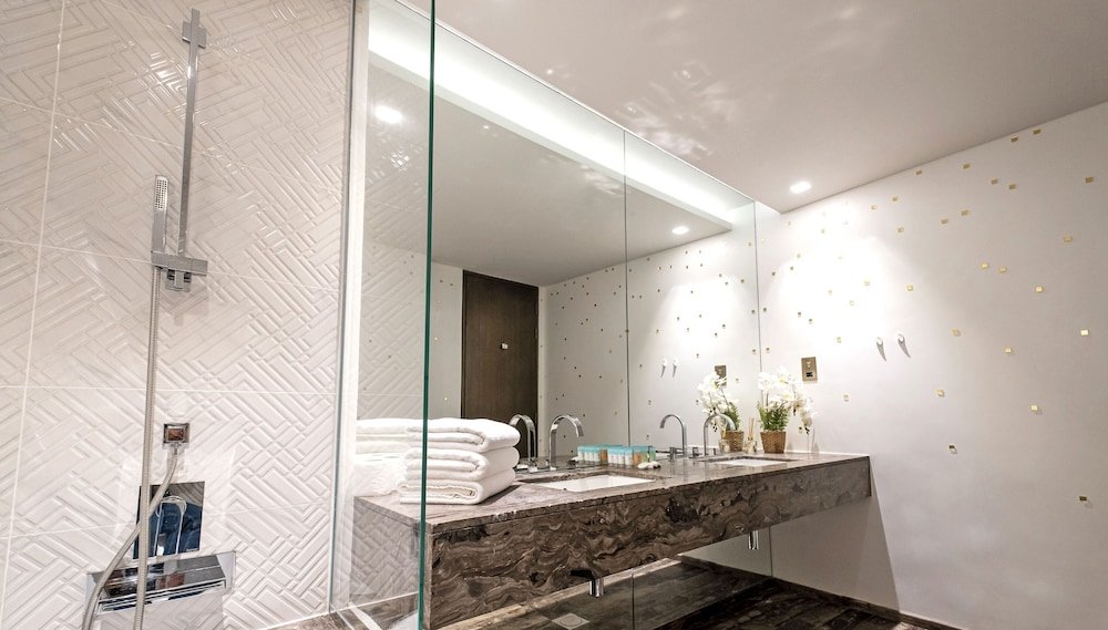 Дубай: LUX - Lavish Suite Palm Jumeirah view 3