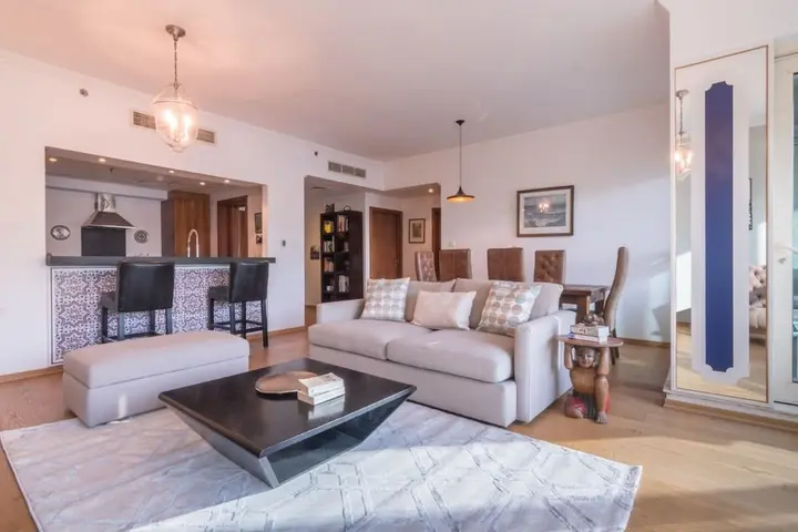 Дубай: Luxury Apartment With Panoramic-view of Dubai Marina