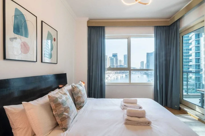 Дубай: Luxury Apartment With Panoramic-view of Dubai Marina
