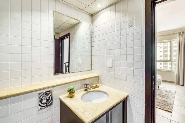 Дубай: Bright Apartment in the Heart of Marina by GuestReady