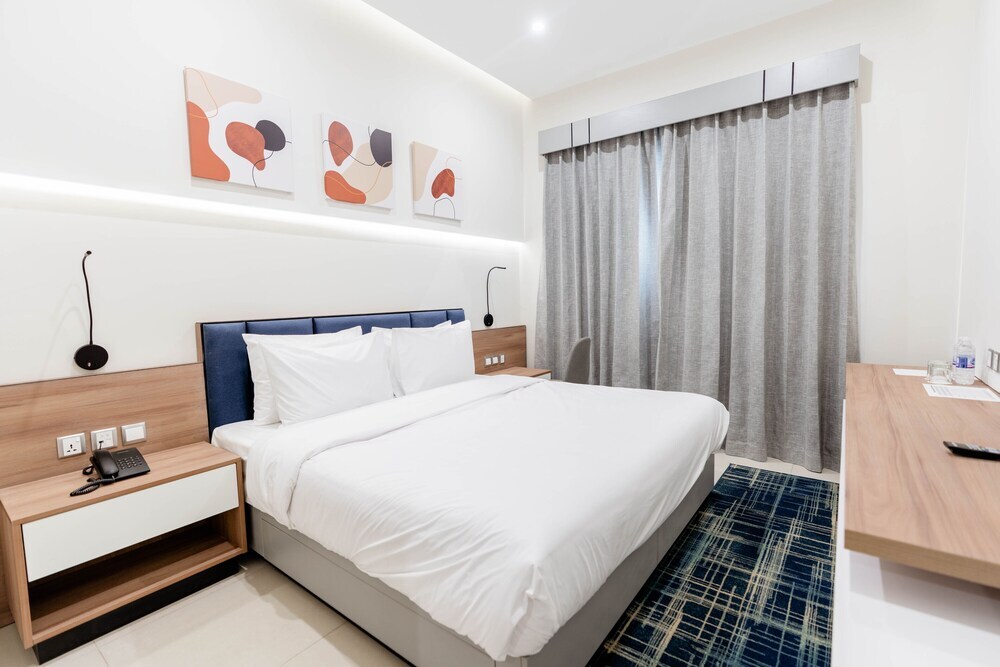 Дубай: Resivation Hotel