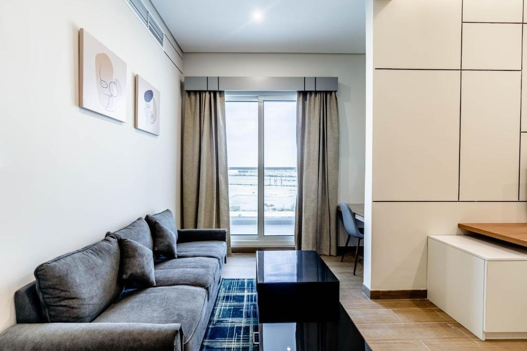Дубай: Resivation Hotel
