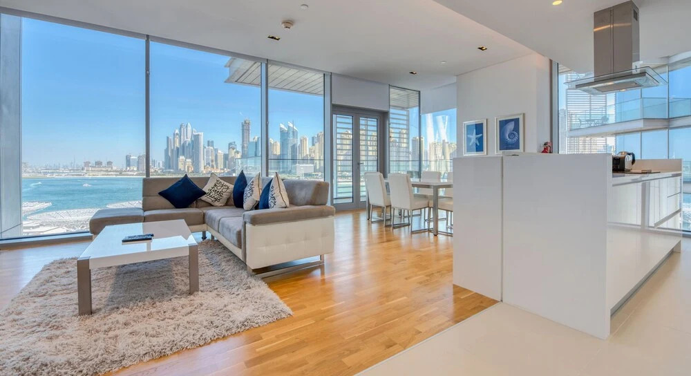 Дубай: Beautiful Large 3 B/R Apt in BlueWaters Island