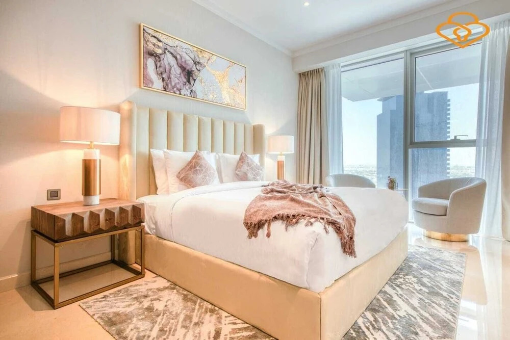 Дубай: 2 B/R Apt Taj Residences JLT