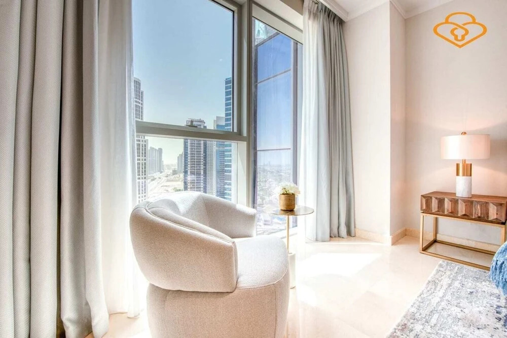 Дубай: 2 B/R Apt Taj Residences JLT